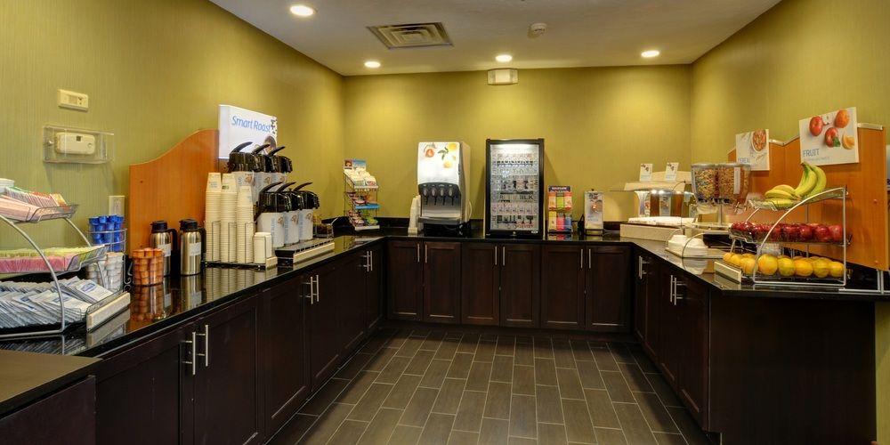 Holiday Inn Express & Suites Midwest City By Ihg Exterior photo
