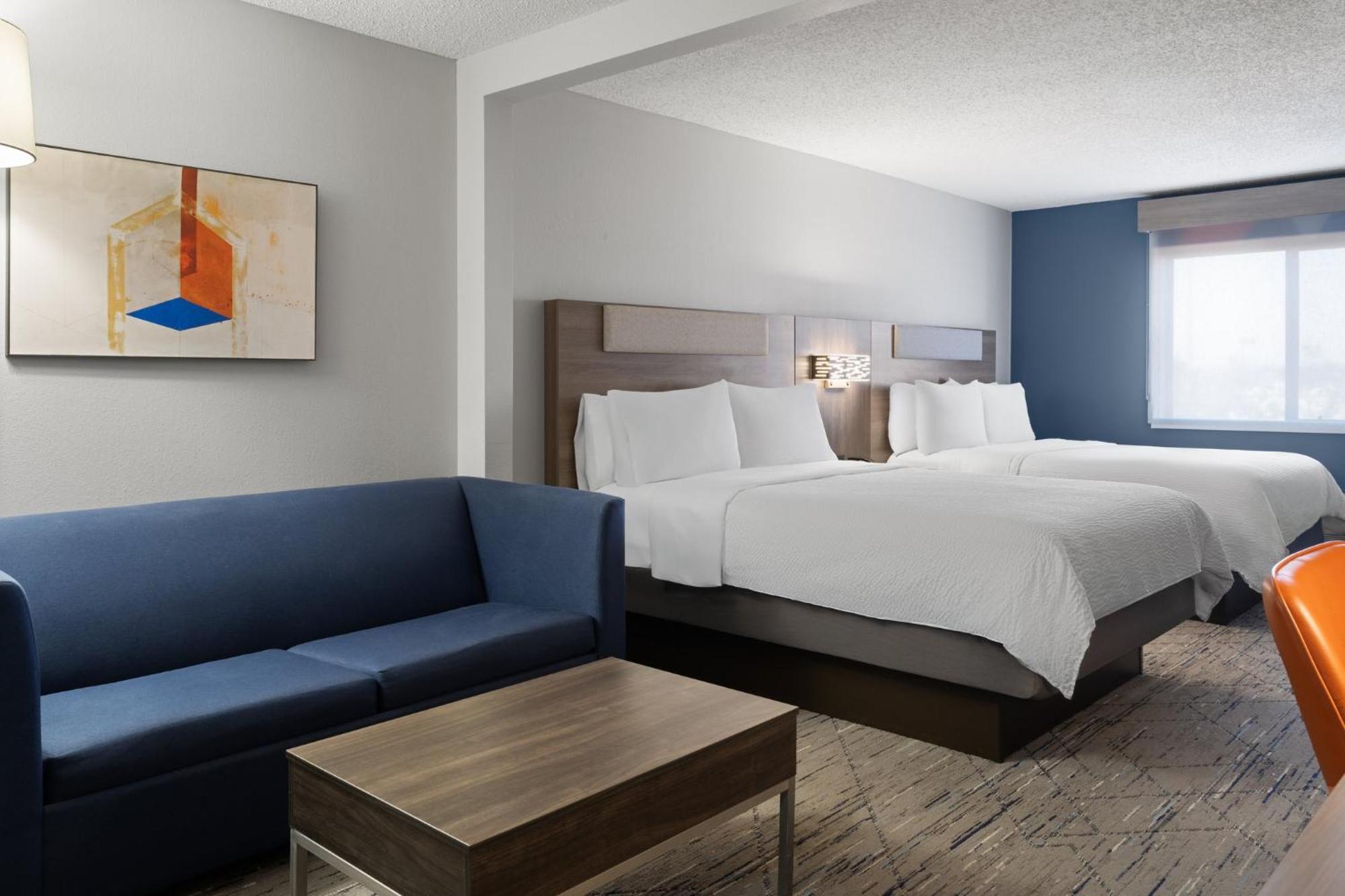 Holiday Inn Express & Suites Midwest City By Ihg Exterior photo