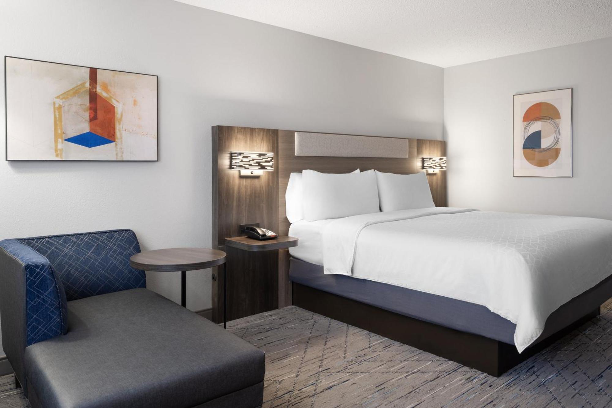 Holiday Inn Express & Suites Midwest City By Ihg Exterior photo