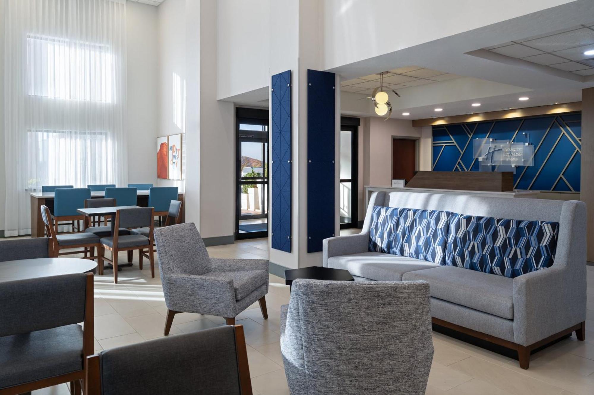 Holiday Inn Express & Suites Midwest City By Ihg Exterior photo